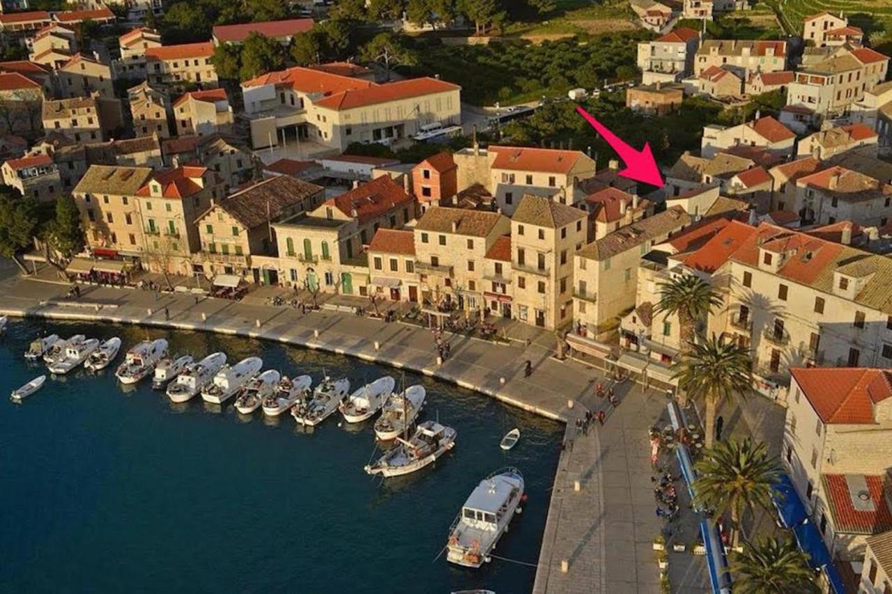 Apartment Whooart Komiža Eksteriør bilde